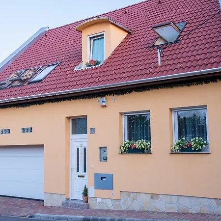 Sasvar Apartman Eger Exterior photo